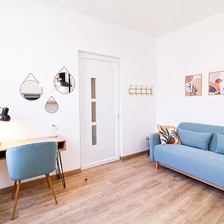 Appartement Cosy Nîmes-centre 2 *